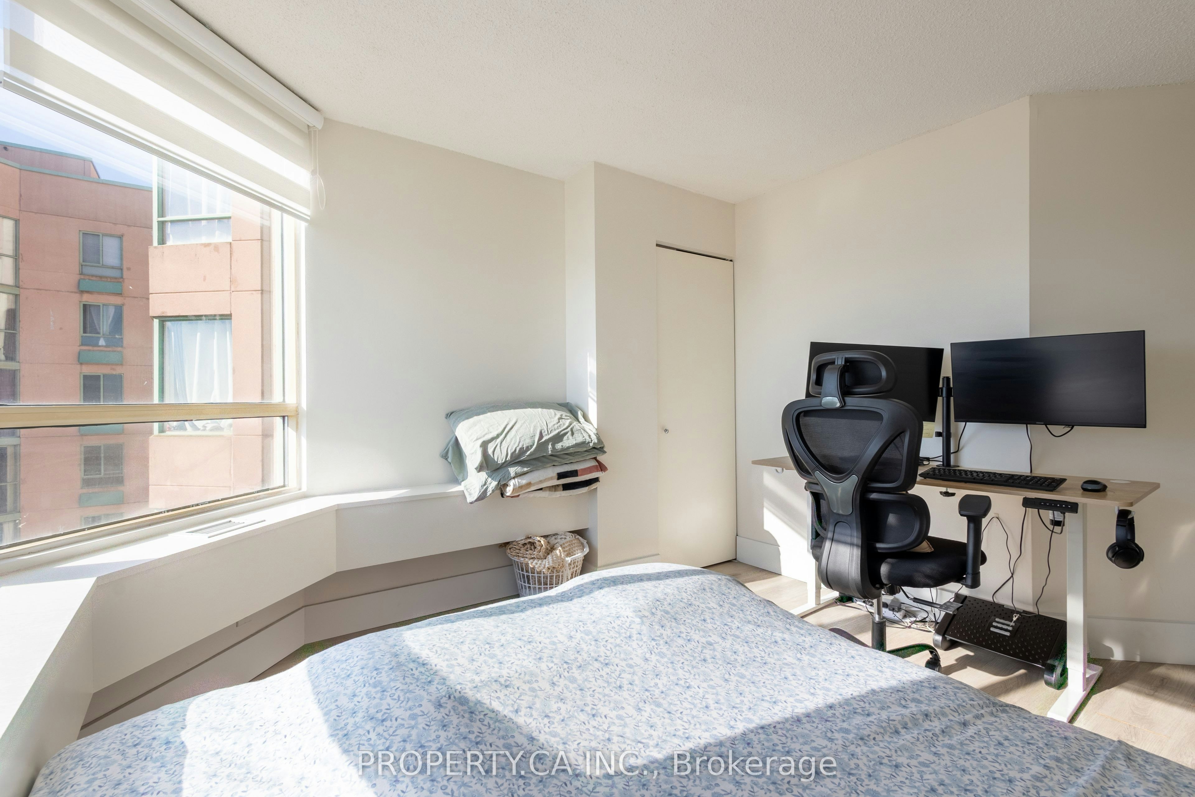 1706-41 Marbrook Lane, Toronto, ON, M9V 5E6 - 13