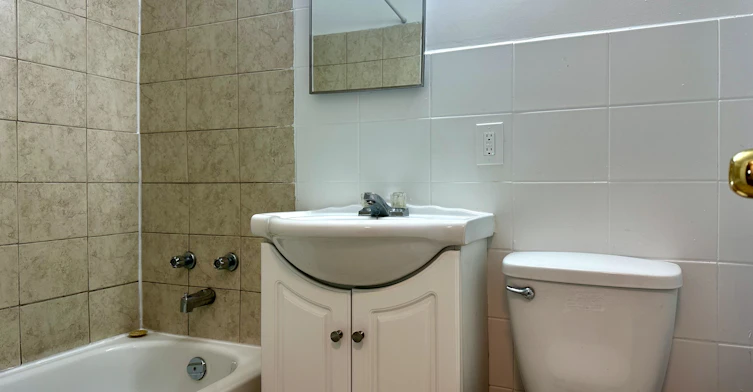 302-363 Lakeshore Road E, Mississauga, ON, L5G 1H7 - 10