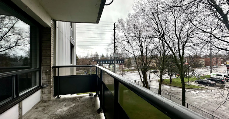 302-363 Lakeshore Road E, Mississauga, ON, L5G 1H7 - 11