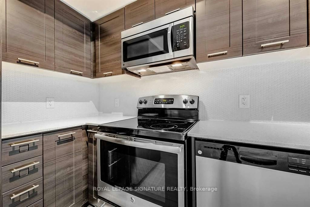 1003-2200 Lakeshore Boulevard, Toronto, ON, M8V 1A4 - 4