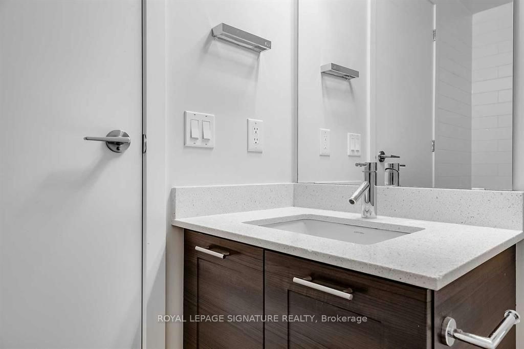 1003-2200 Lakeshore Boulevard, Toronto, ON, M8V 1A4 - 11