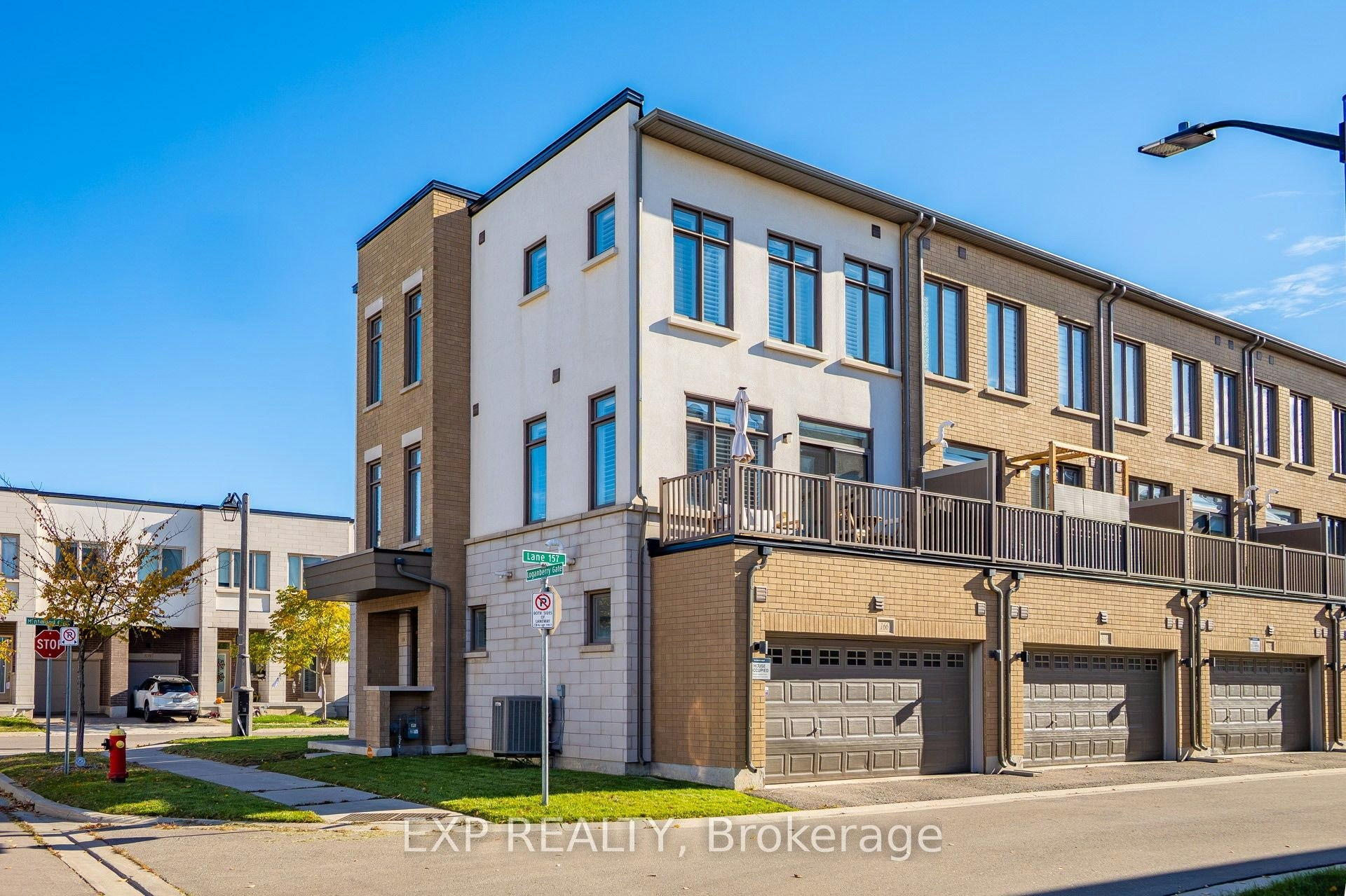 166 Loganberry Gate, Oakville, ON, L6H 0N9