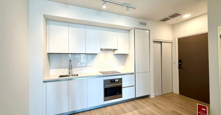 605-4015 The Exchange N/A, Mississauga, ON, L5B 0N9 - 3