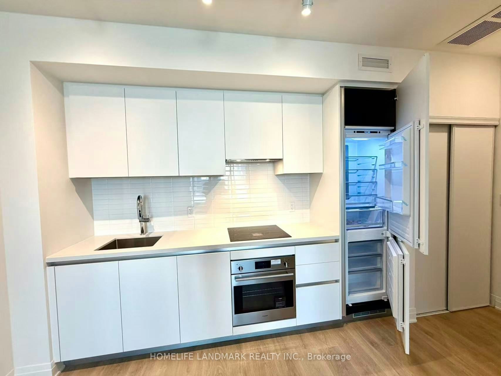 605-4015 The Exchange N/A, Mississauga, ON, L5B 0N9 - 7