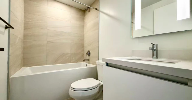605-4015 The Exchange N/A, Mississauga, ON, L5B 0N9 - 5