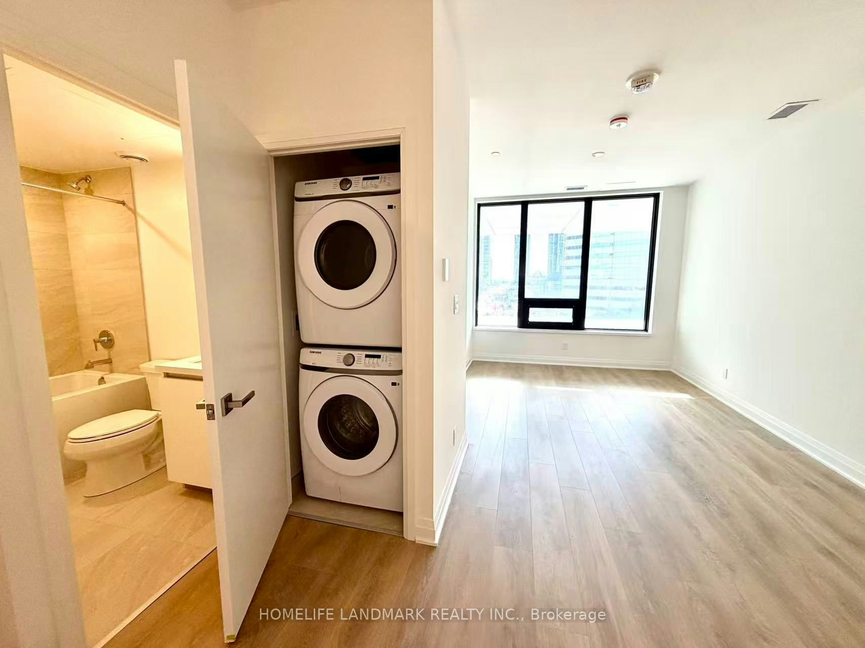 605-4015 The Exchange N/A, Mississauga, ON, L5B 0N9 - 8