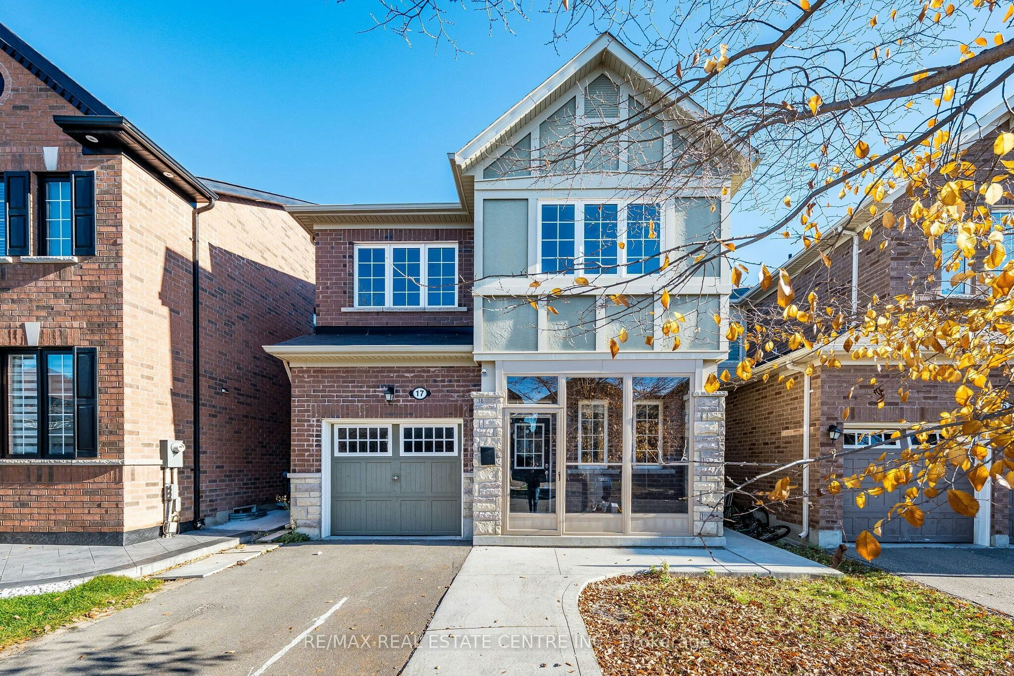 17 Feeder Street, Brampton, ON, L7A 4T7