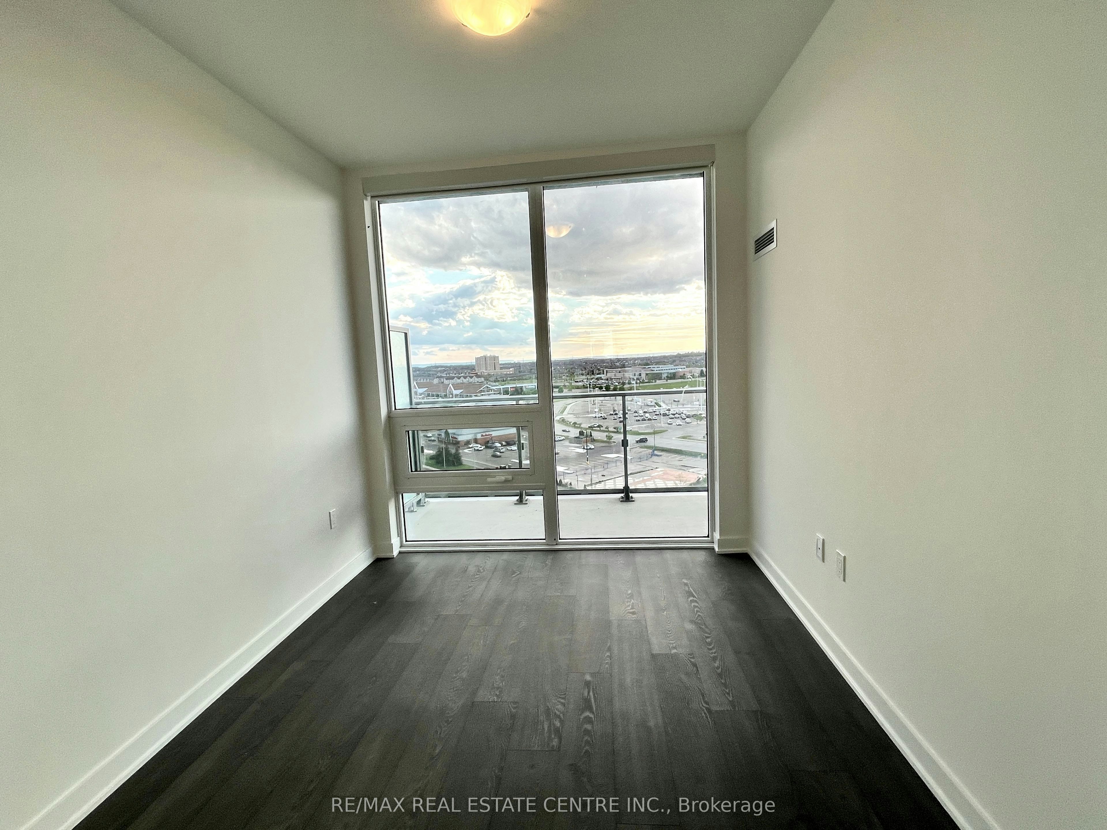1101-4655 Metcalfe Avenue, Mississauga, ON, L5M 0Z7 - 10