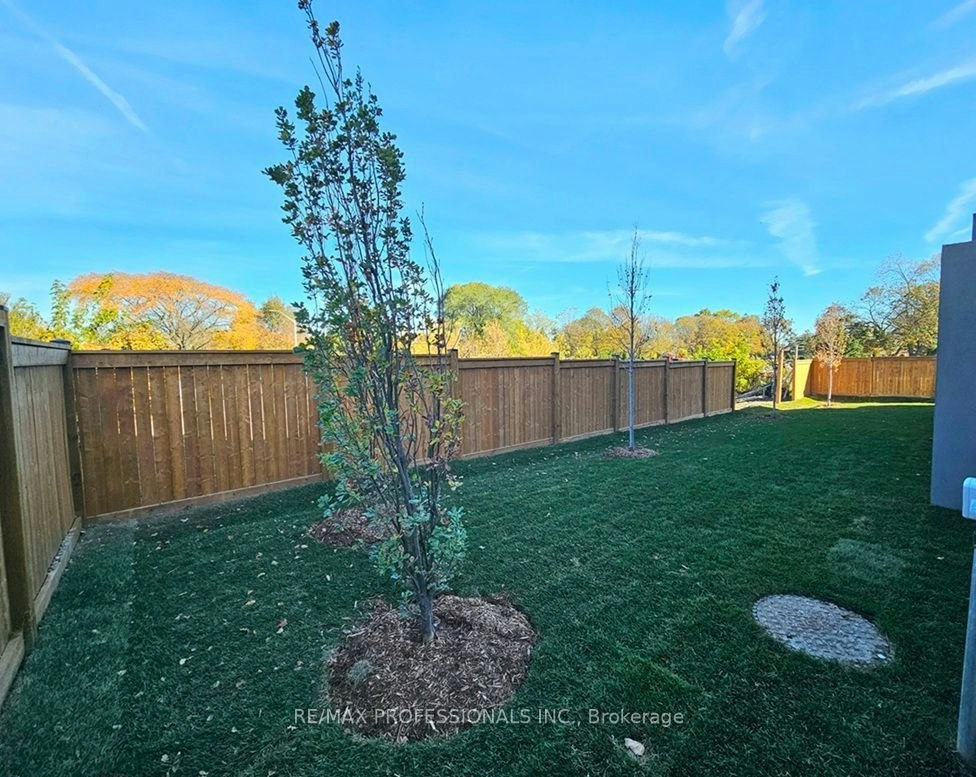 2-741 Front Royal Street, Mississauga, ON, L4Y 0G6 - 29