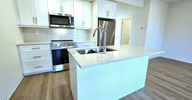 2-741 Front Royal Street, Mississauga, ON, L4Y 0G6 - 7