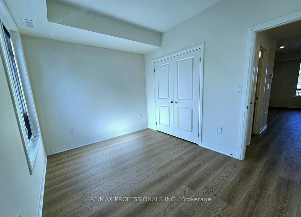 2-741 Front Royal Street, Mississauga, ON, L4Y 0G6 - 20