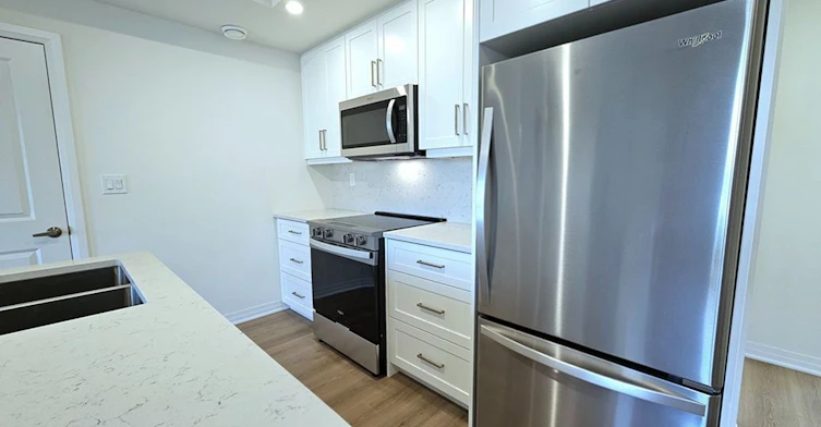 2-741 Front Royal Street, Mississauga, ON, L4Y 0G6 - 8
