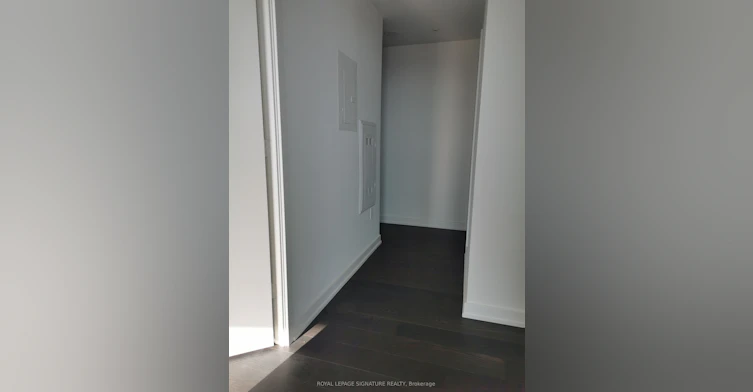 6711-448 Burhamthorpe Road W, Mississauga, ON, L5B 0R4 - 3