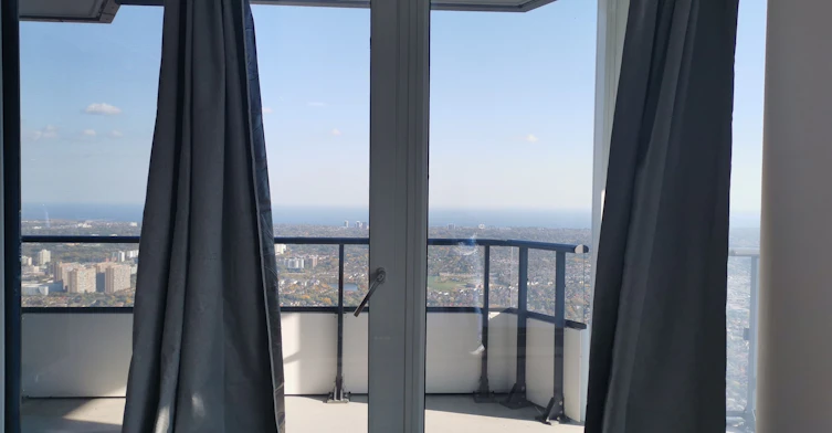 6711-448 Burhamthorpe Road W, Mississauga, ON, L5B 0R4 - 7