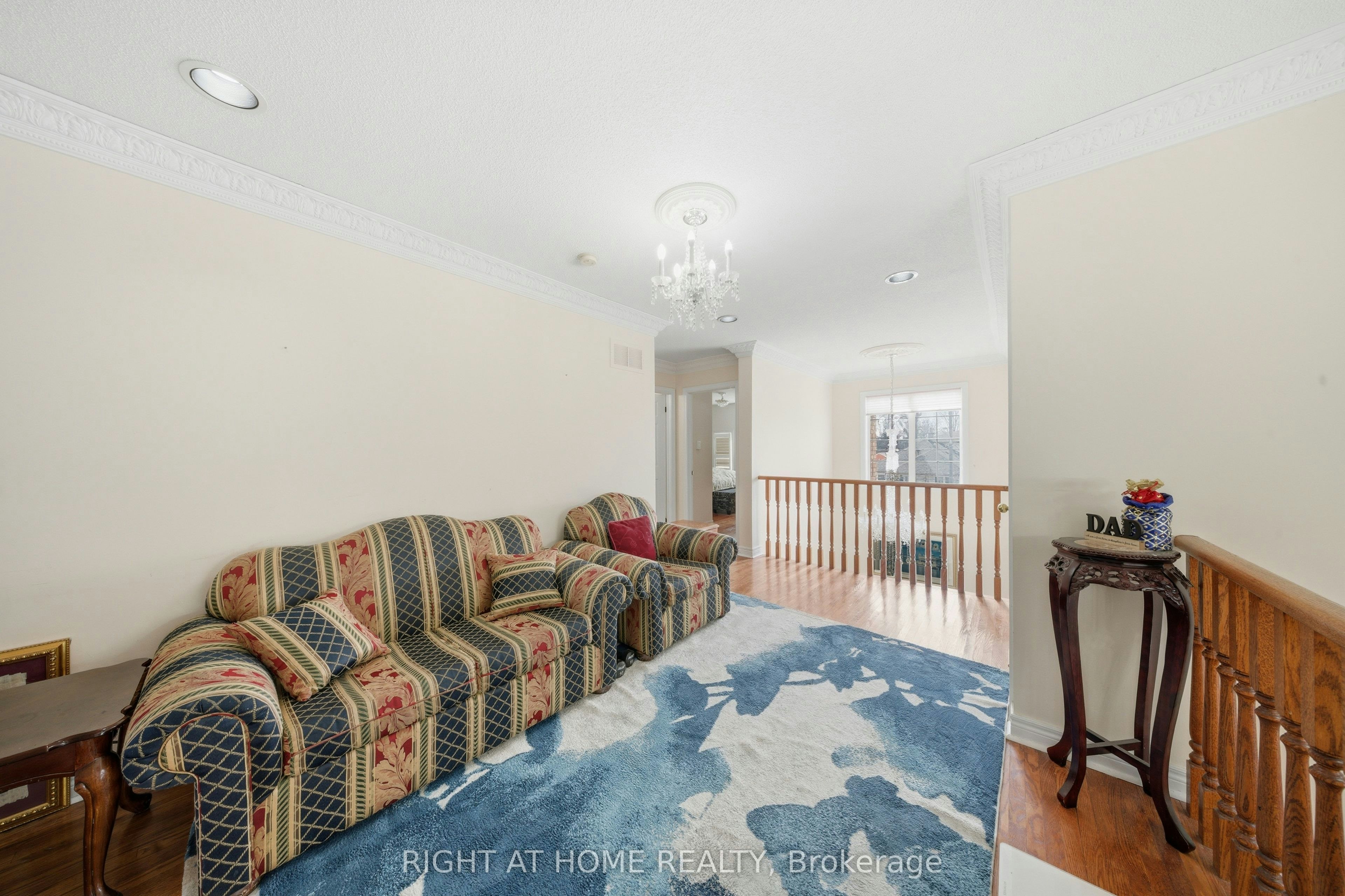 284 Maple Leaf Drive, Toronto, ON, M6L 1P3 - 18
