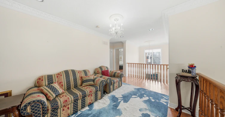 284 Maple Leaf Drive, Toronto, ON, M6L 1P3 - 18