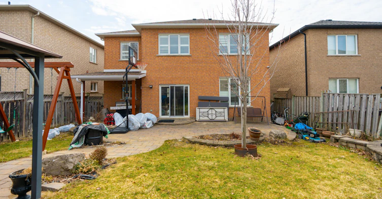 284 Maple Leaf Drive, Toronto, ON, M6L 1P3 - 34
