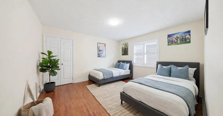 284 Maple Leaf Drive, Toronto, ON, M6L 1P3 - 22