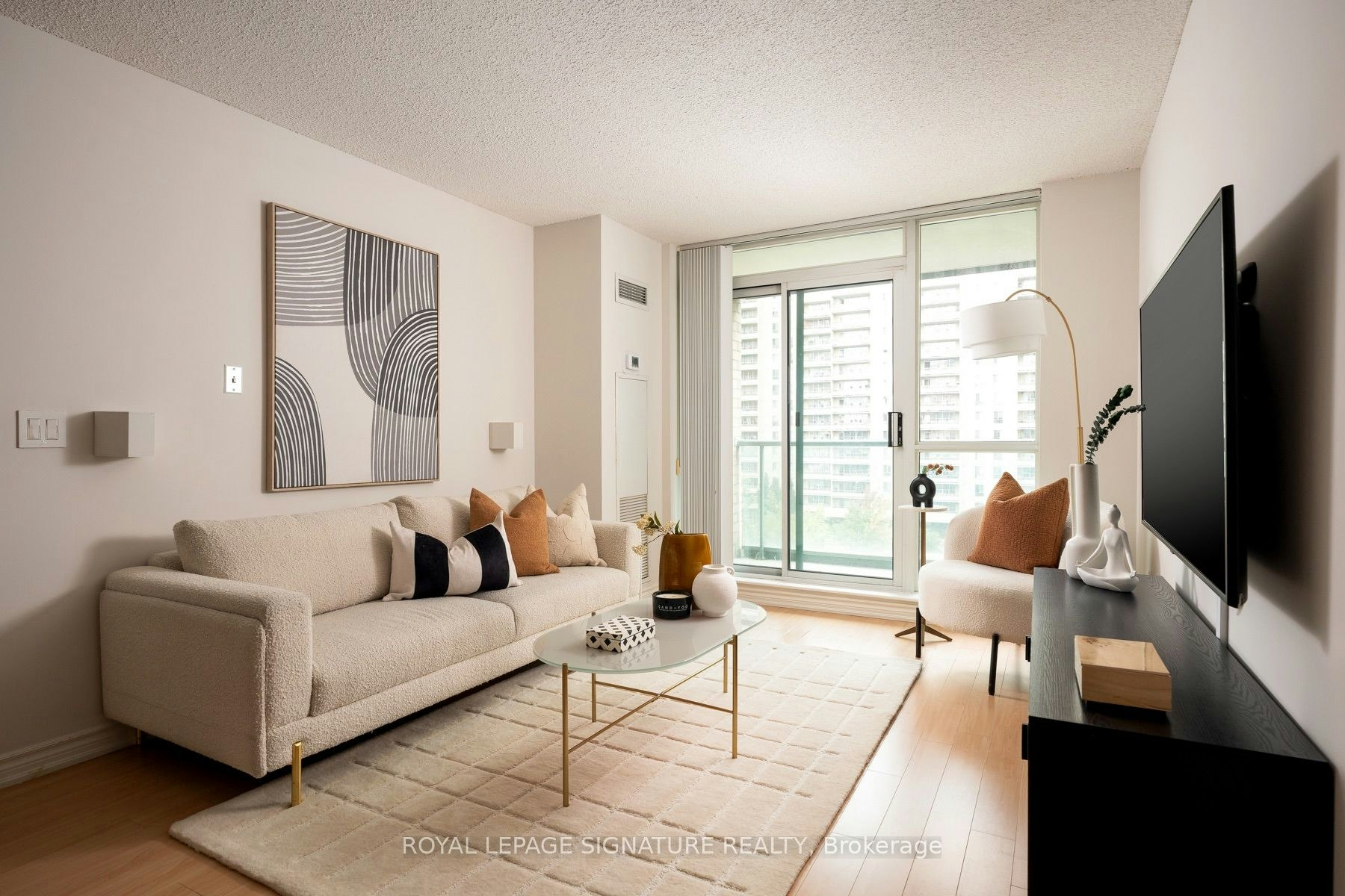 601-17 Michael Power Place, Toronto, ON, M9A 5G5