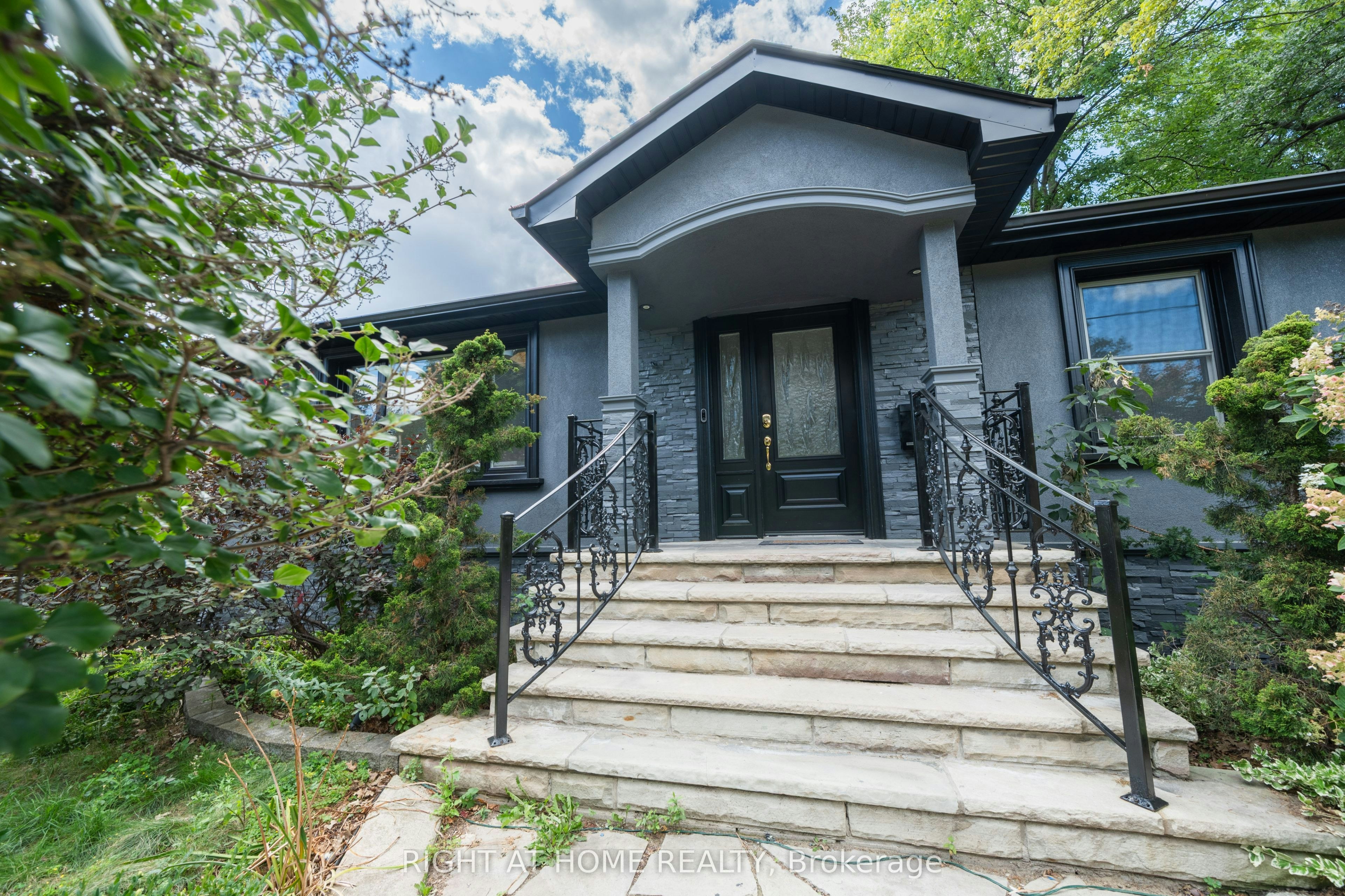 1480 Kenmuir Avenue, Mississauga, ON, L5G 4B5 - 19