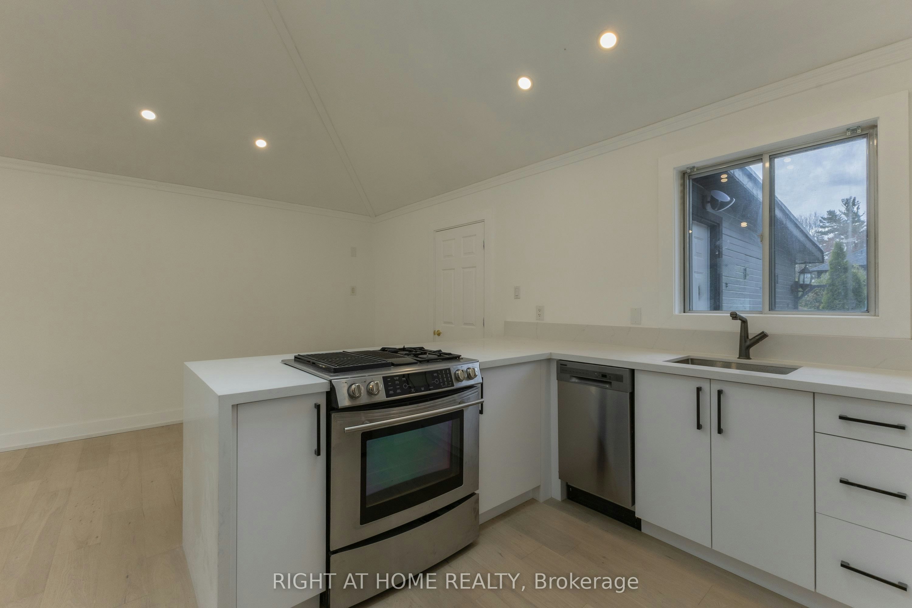 1480 Kenmuir Avenue, Mississauga, ON, L5G 4B5 - 24