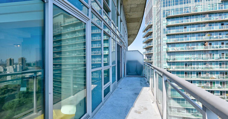 2704-155 Legion Road N, Toronto, ON, M8Y 0A7 - 27