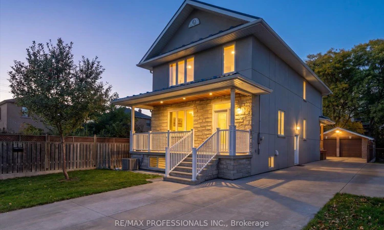 3 Gair Drive