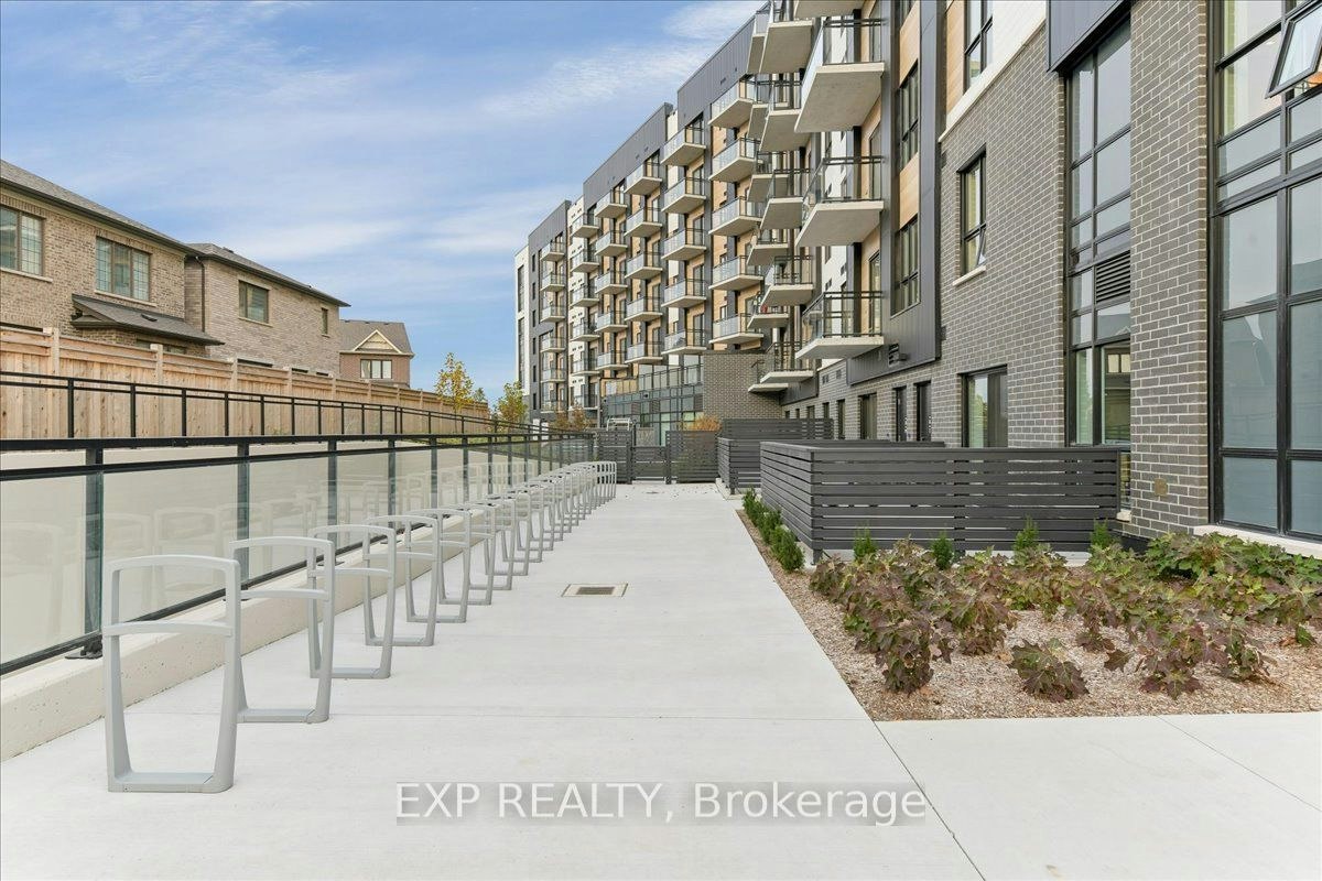 401-3008 William Cutmore Boulevard, Oakville, ON, L6H 8A4 - 31