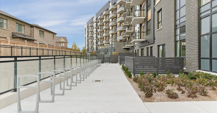 401-3008 William Cutmore Boulevard, Oakville, ON, L6H 8A4 - 31