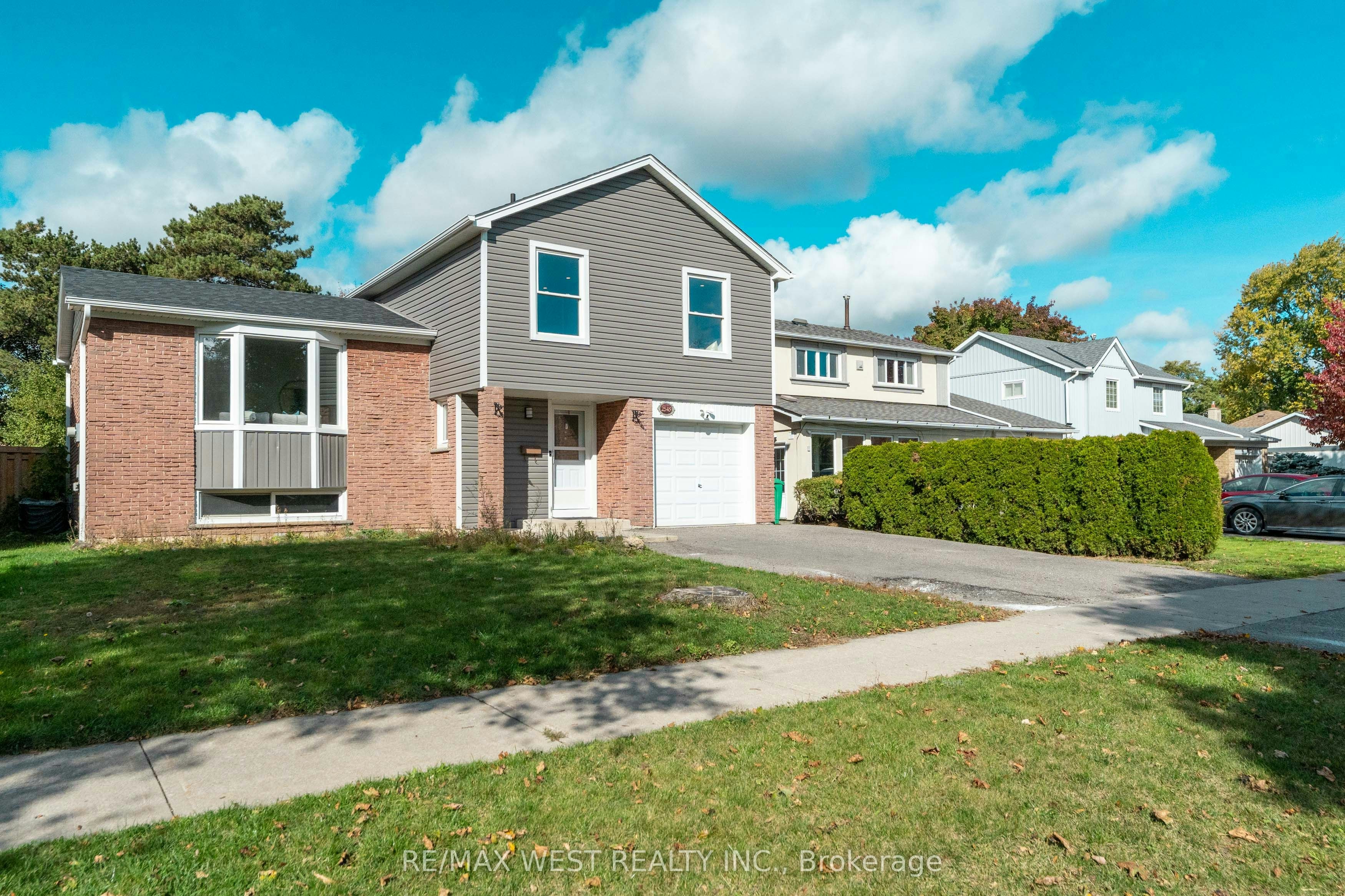 2545 Windjammer Road, Mississauga, ON, L5L 1H7