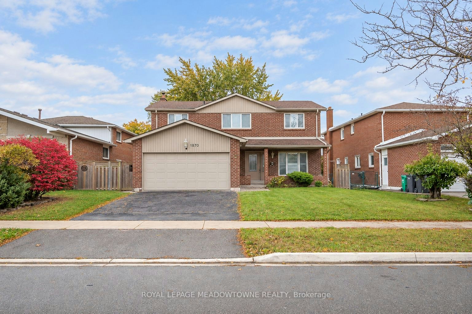 1870 Bough Beeches Boulevard, Mississauga, ON, L4W 2J3