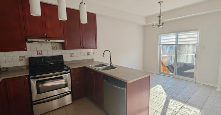 6602 Opera Glass Crescent, Mississauga, ON, L5W 1R8 - 7