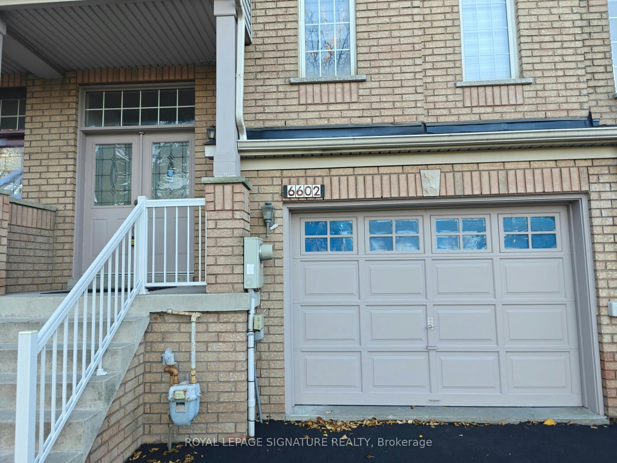 6602 Opera Glass Crescent, Mississauga, ON, L5W 1R8 - 3