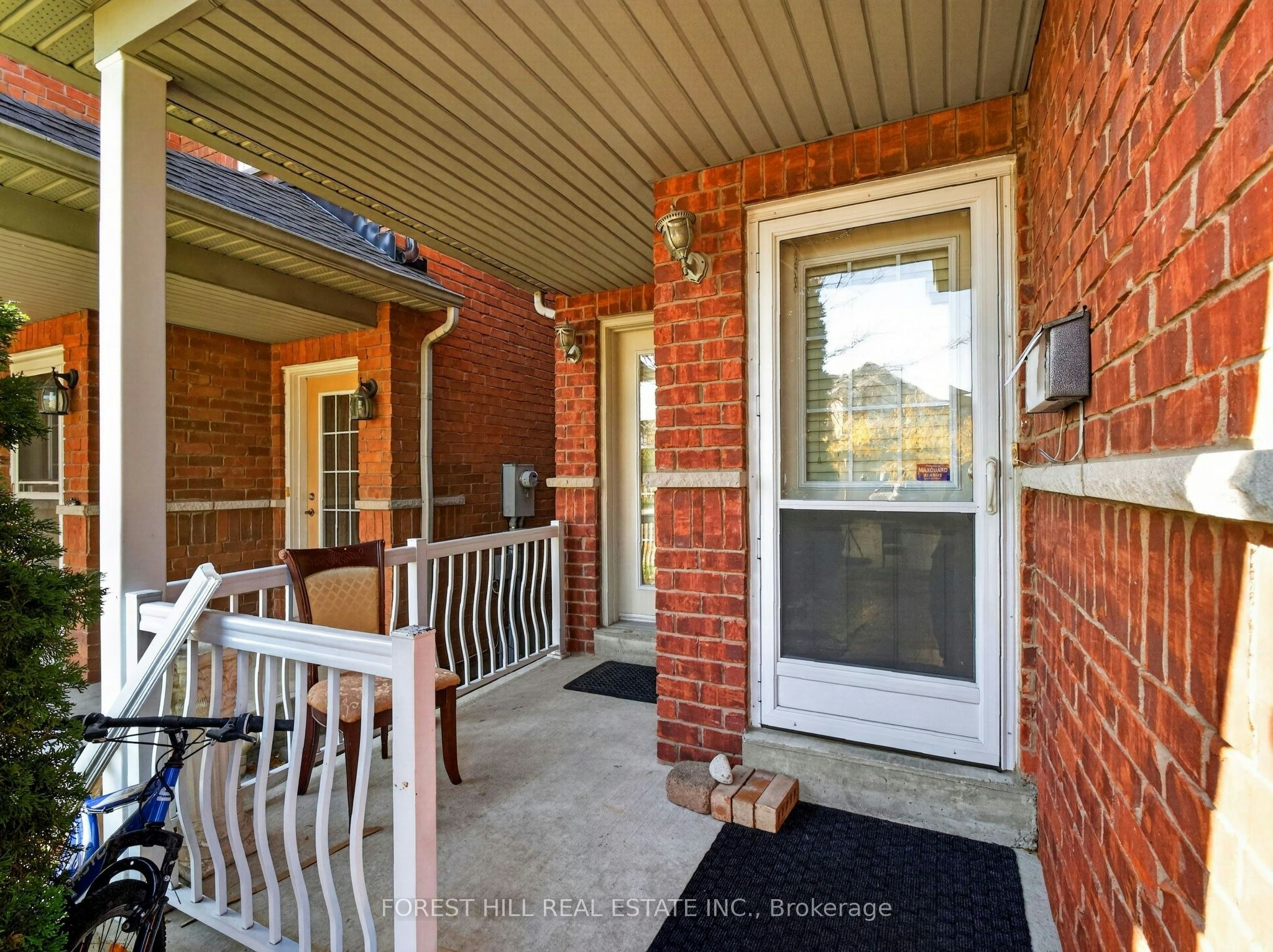 16 San Gabriele Place, Toronto, ON, M9L 3A4 - 2