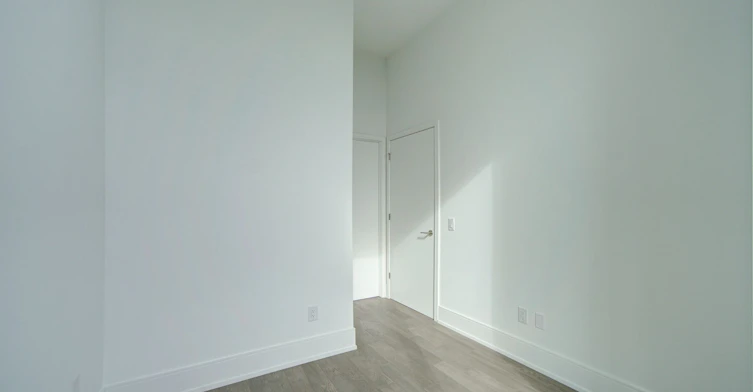 213-2450 Bloor Street W, Toronto, ON, M6S 0A9 - 19