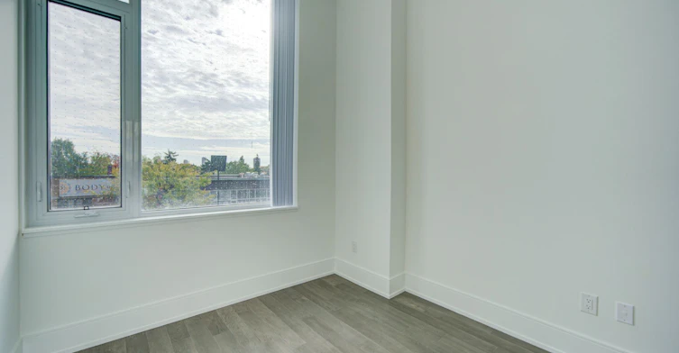 213-2450 Bloor Street W, Toronto, ON, M6S 0A9 - 16