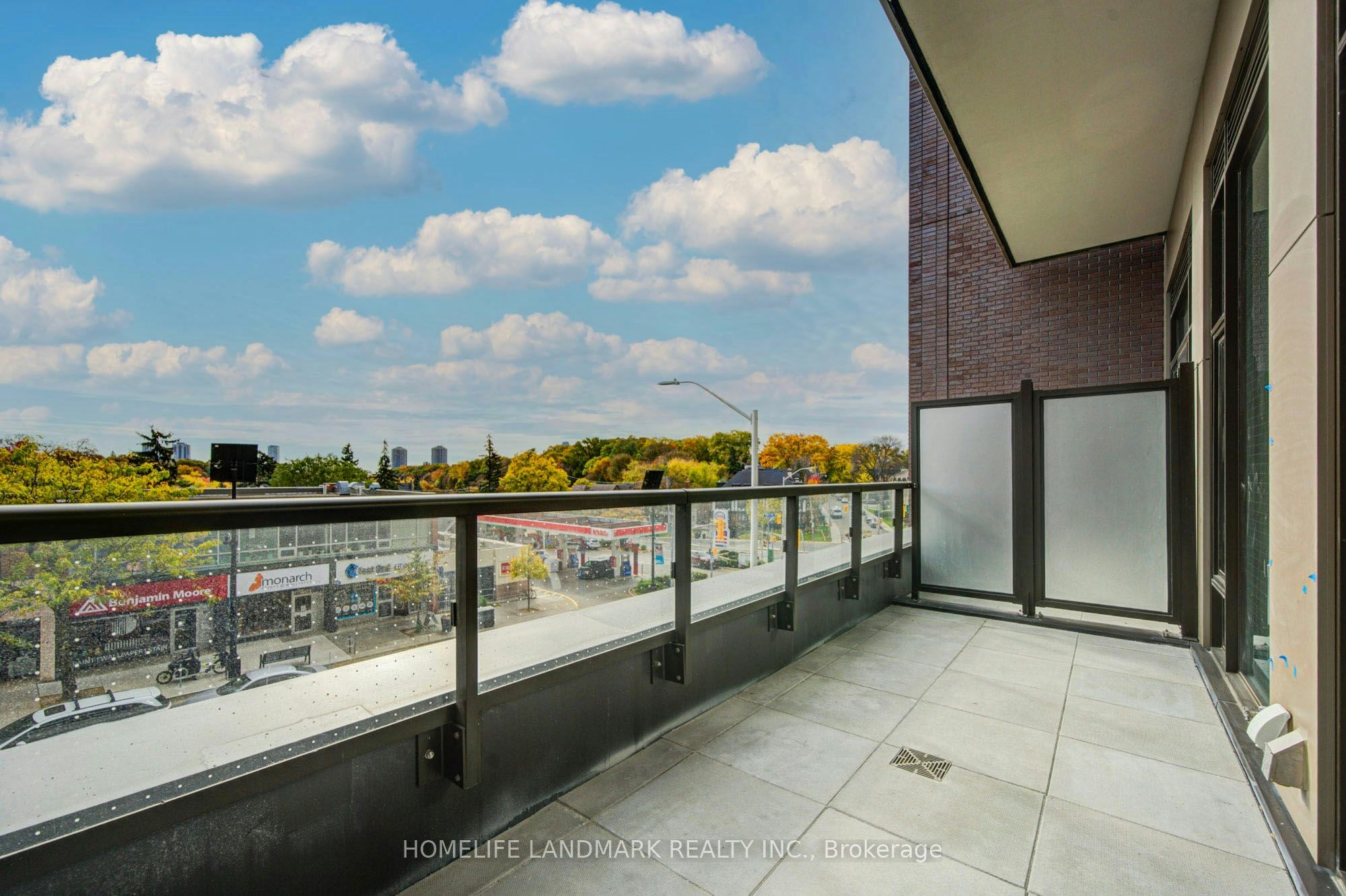 213-2450 Bloor Street W, Toronto, ON, M6S 0A9 - 22