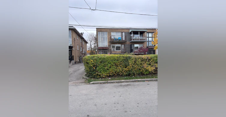 Unit 2-7 Elway Court, Toronto, ON, M6B 2N7 - 3