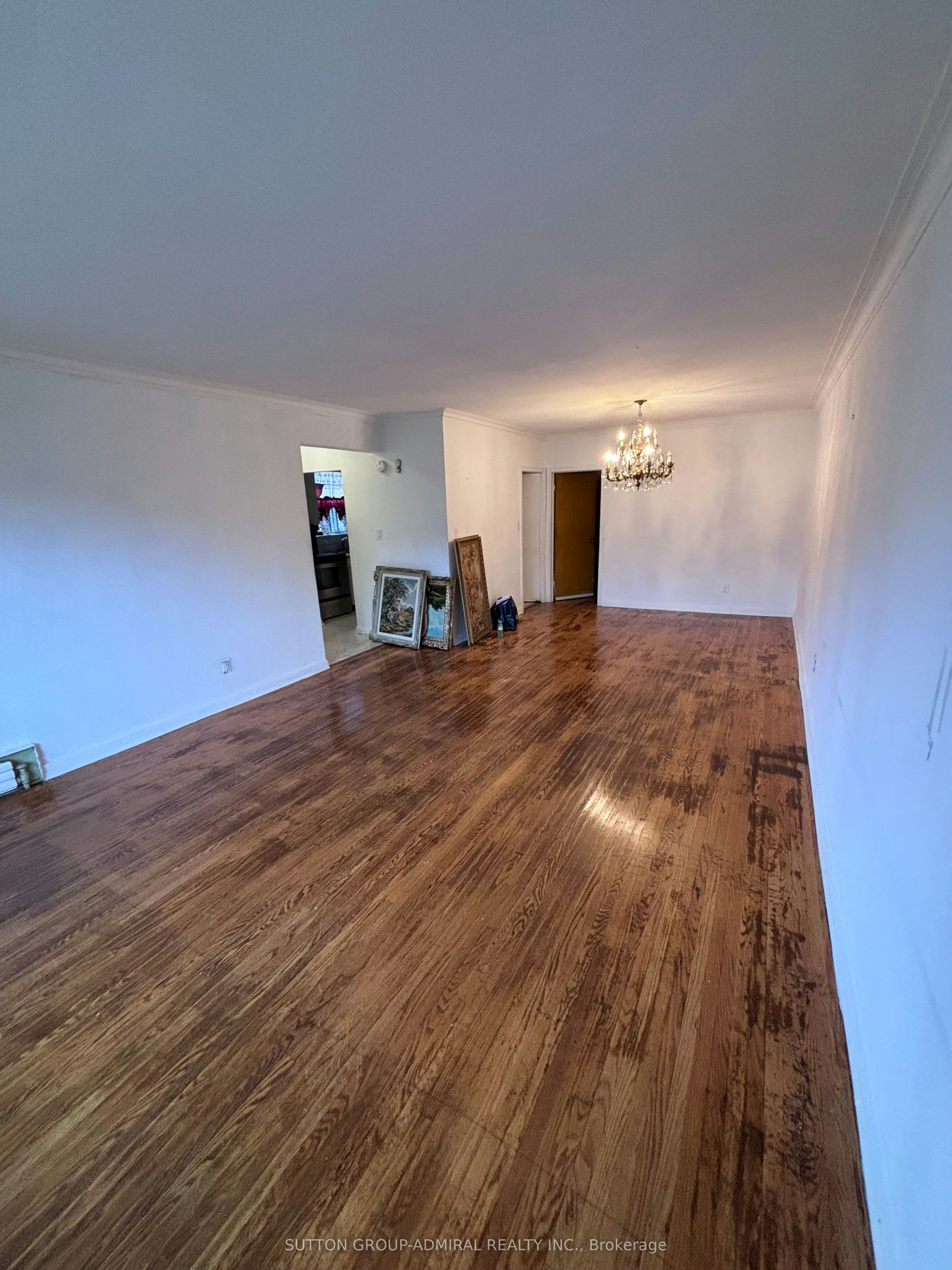 Unit 2-7 Elway Court, Toronto, ON, M6B 2N7 - 5
