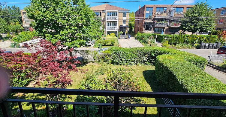 Unit 2-7 Elway Court, Toronto, ON, M6B 2N7