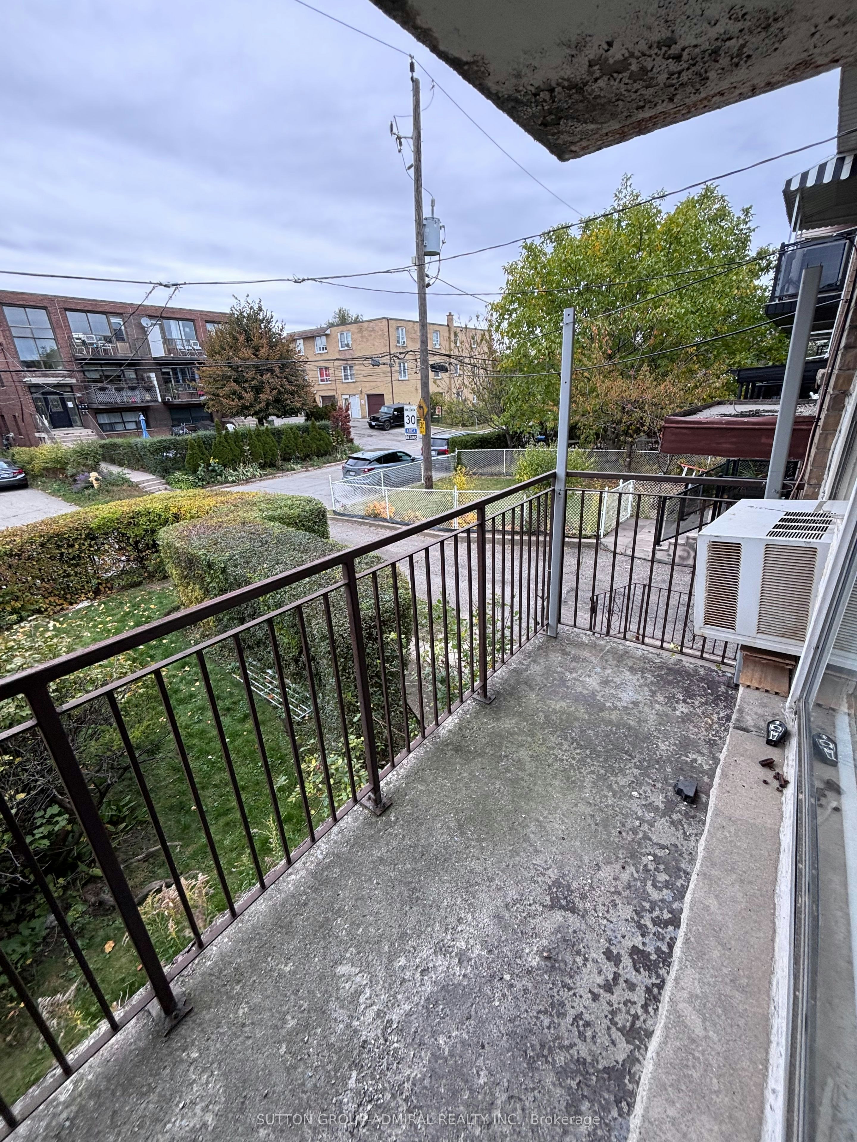 Unit 2-7 Elway Court, Toronto, ON, M6B 2N7 - 6