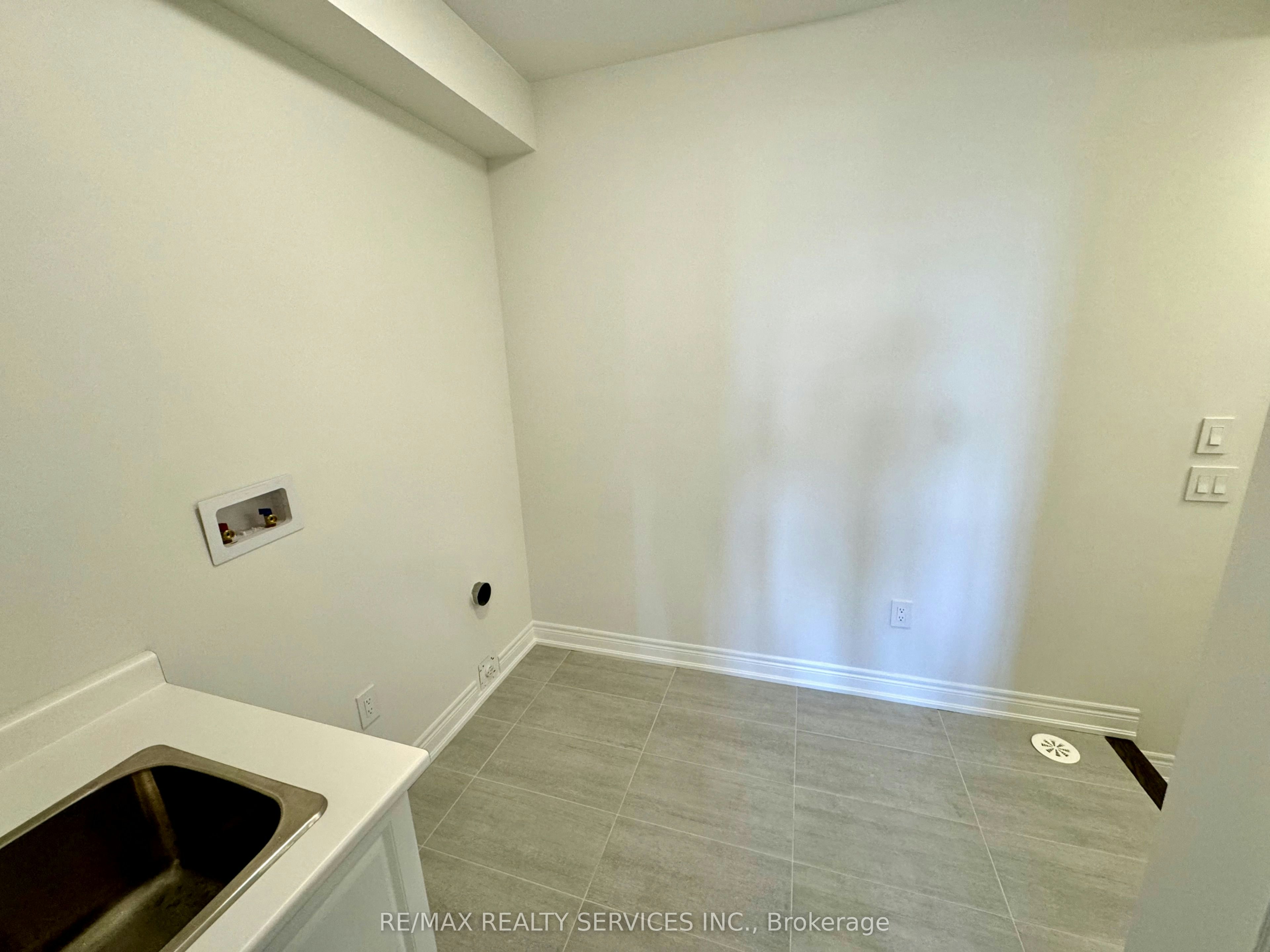 385 Inspire Boulevard, Brampton, ON, L6R 4E4 - 8