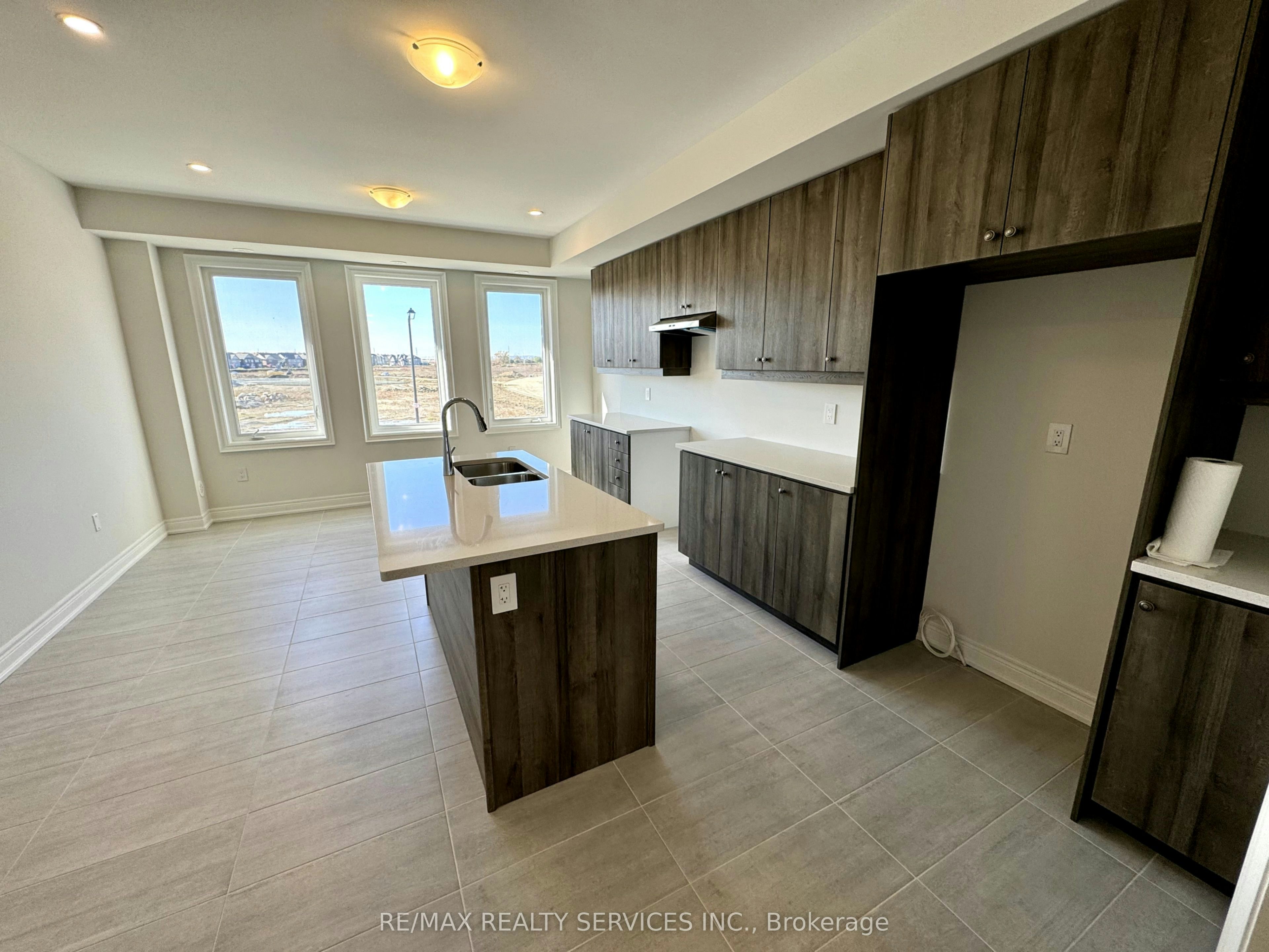 385 Inspire Boulevard, Brampton, ON, L6R 4E4 - 16