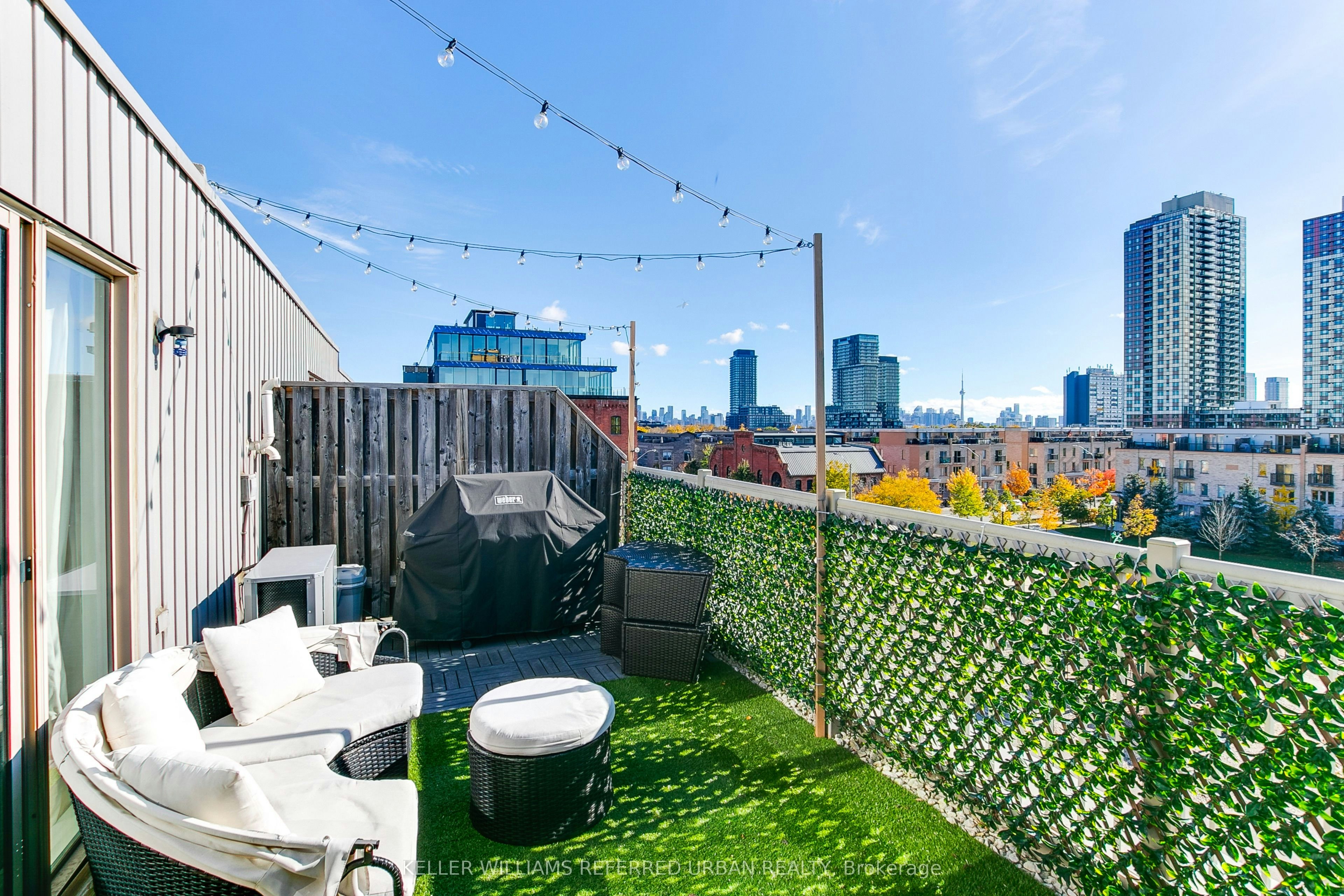 209-20 Foundry Avenue, Toronto, ON, M6H 4L1 - 3