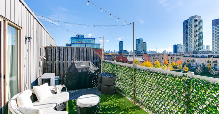 209-20 Foundry Avenue, Toronto, ON, M6H 4L1 - 3