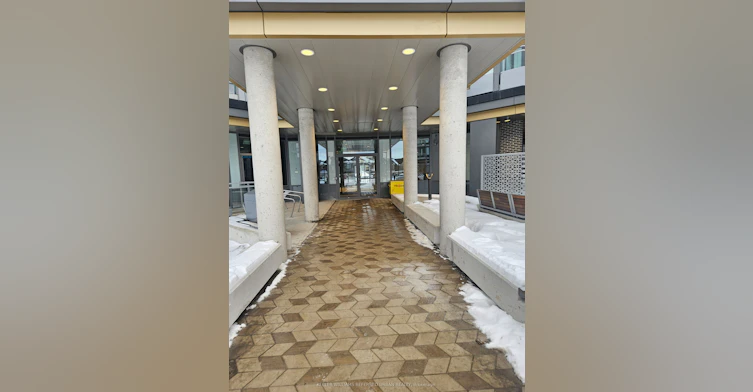 125-2501 Saw Whet Boulevard, Oakville, ON, L6M 5N2 - 2