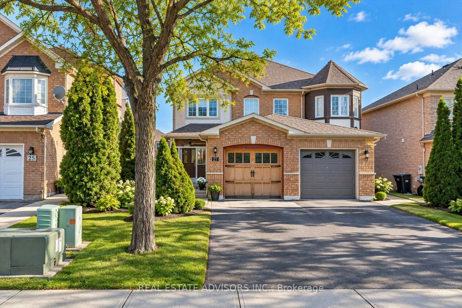 27 Coachwhip Road, Brampton, ON, L6R 1X9