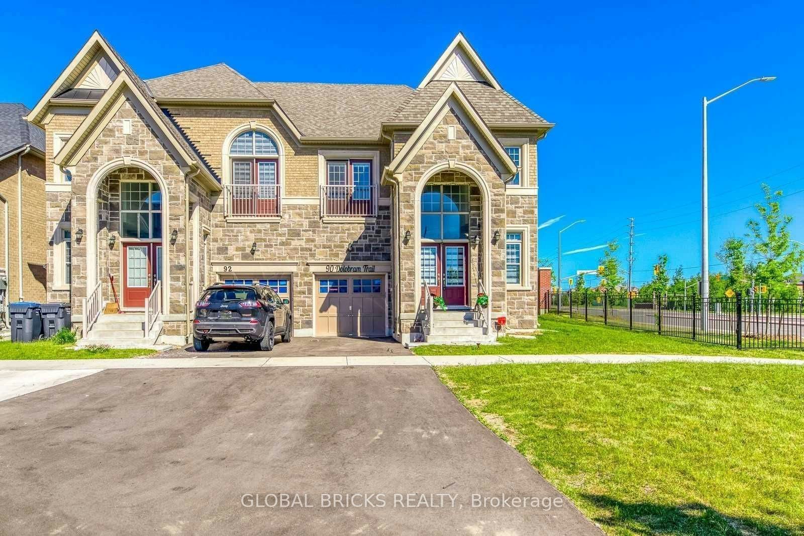 Upper-90 Dolobram Trail, Brampton, ON, L7A 4Y4