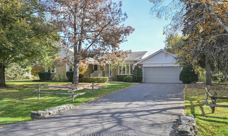 32 Autumn Drive