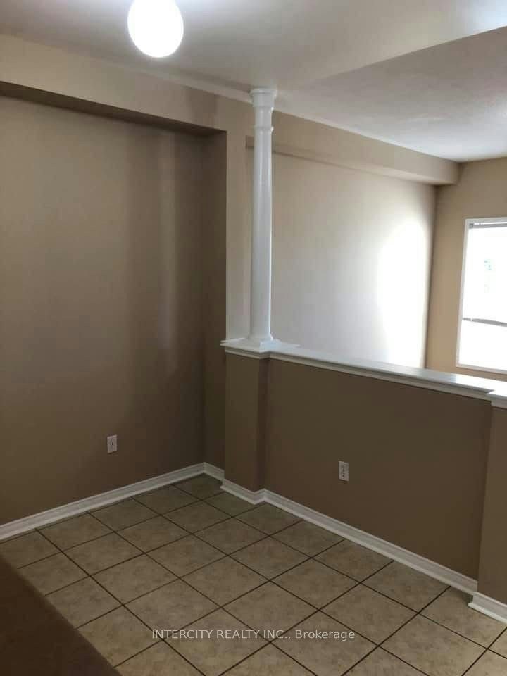 4 Pennyroyal Crescent, Brampton, ON, L6S 6J8 - 8